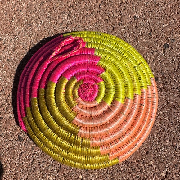 African Hand Woven Baskets 6- 7” Assorted colors available - Picture 2 of 8